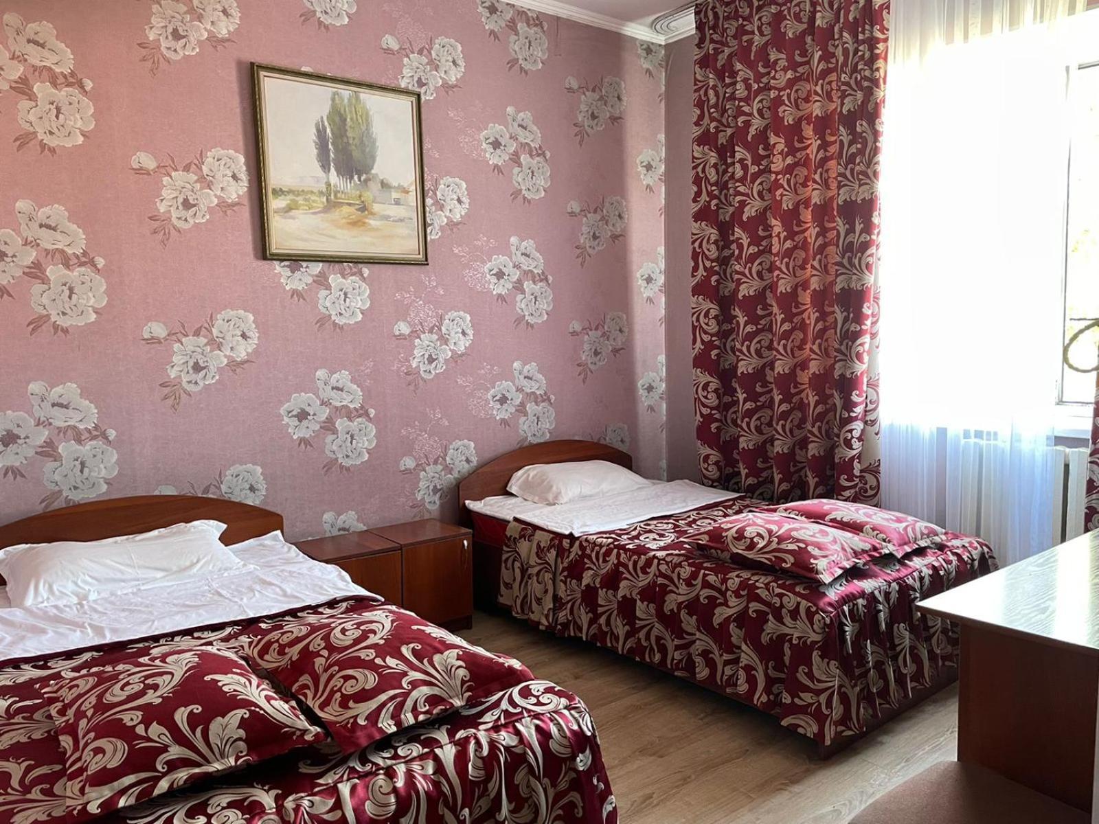 Гостиничный Комплекс Жеты Казына Zharkent Bagian luar foto